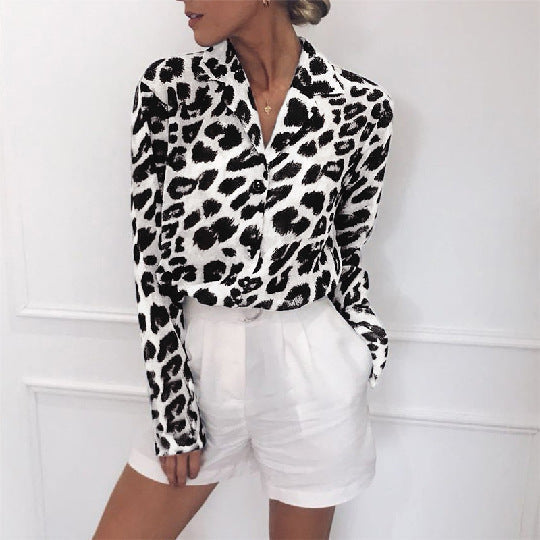 Avalon® | Blusa elegante de manga comprida com estampa de leopardo e gola virada para baixo